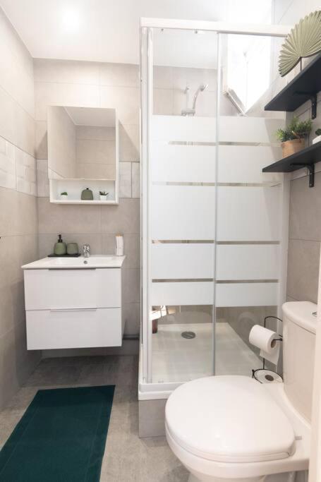 Parisian & Chic Appartement -15 Min From Paris Center อีวรี-ซูร์-แซ็น ภายนอก รูปภาพ
