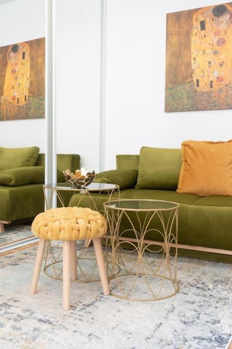Parisian & Chic Appartement -15 Min From Paris Center อีวรี-ซูร์-แซ็น ภายนอก รูปภาพ